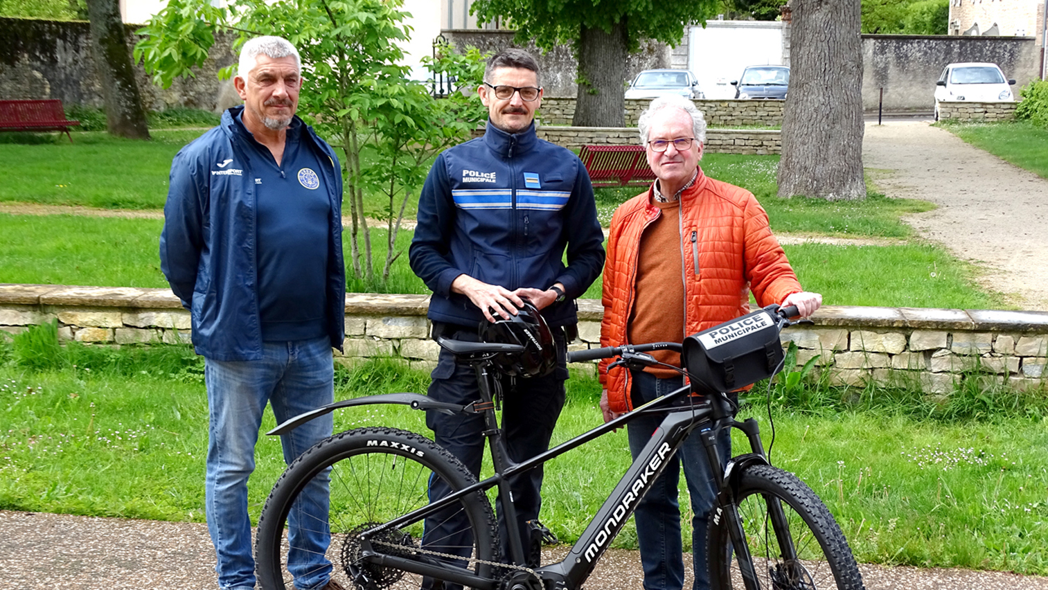 Un vélo électrique pour Valéry Coulon, Policier municipal !