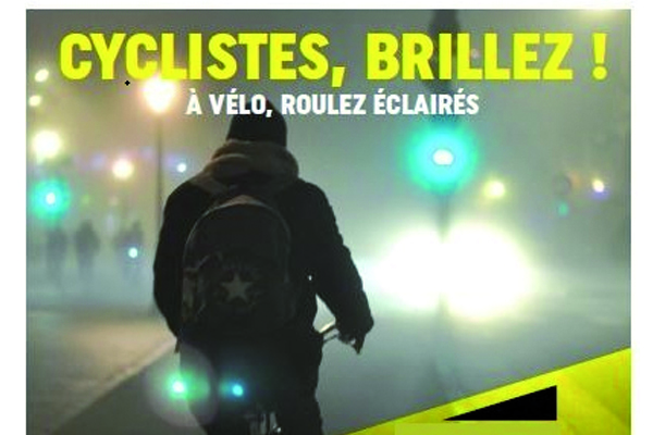 L' opération « Cyclistes, brillez ! » à Givry - par VéloSurSaône