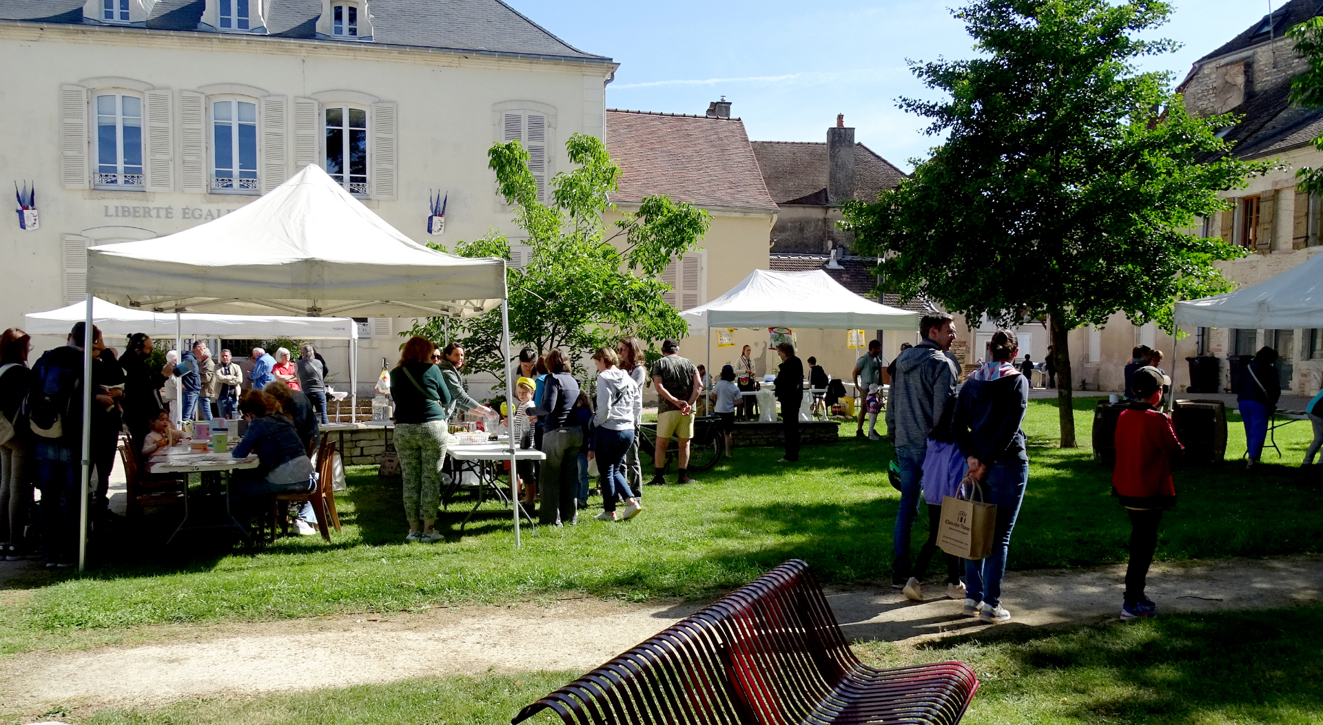 Retour sur la Journée écocitoyenne à Givry : des ateliers, du ludique et des sourires... en famille !